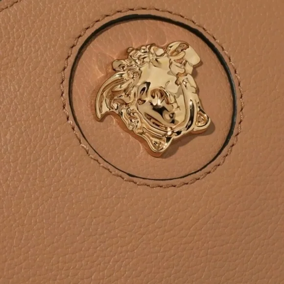 VERSACE Medusa Wristlet Zip Clutch Caramel Leather Pouch with Dust Bag & COA - Picture 7 of 9